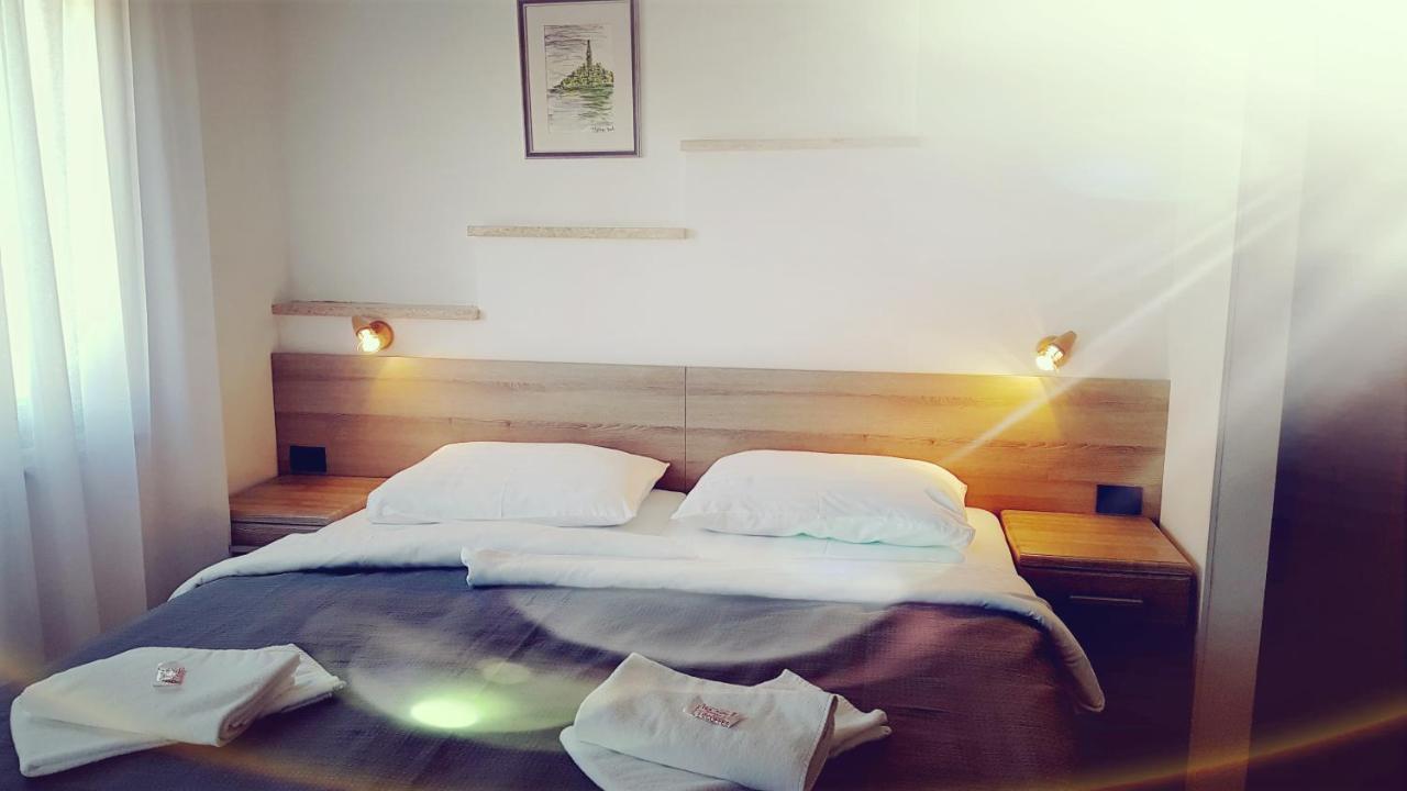 Villa Kristina 로비니 외부 사진